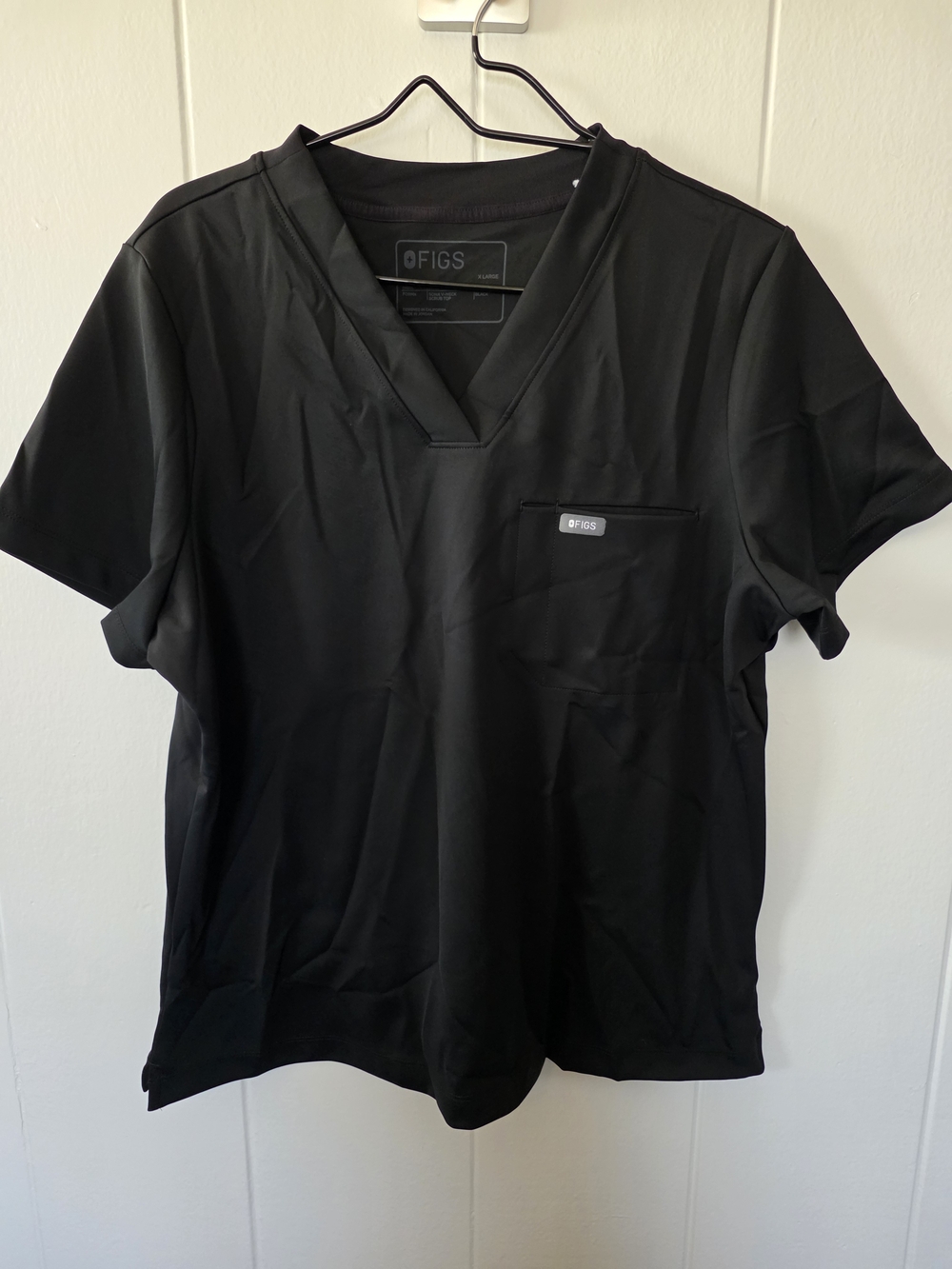 FIGS Women's FormX Sona V-Neck NWT Size XL